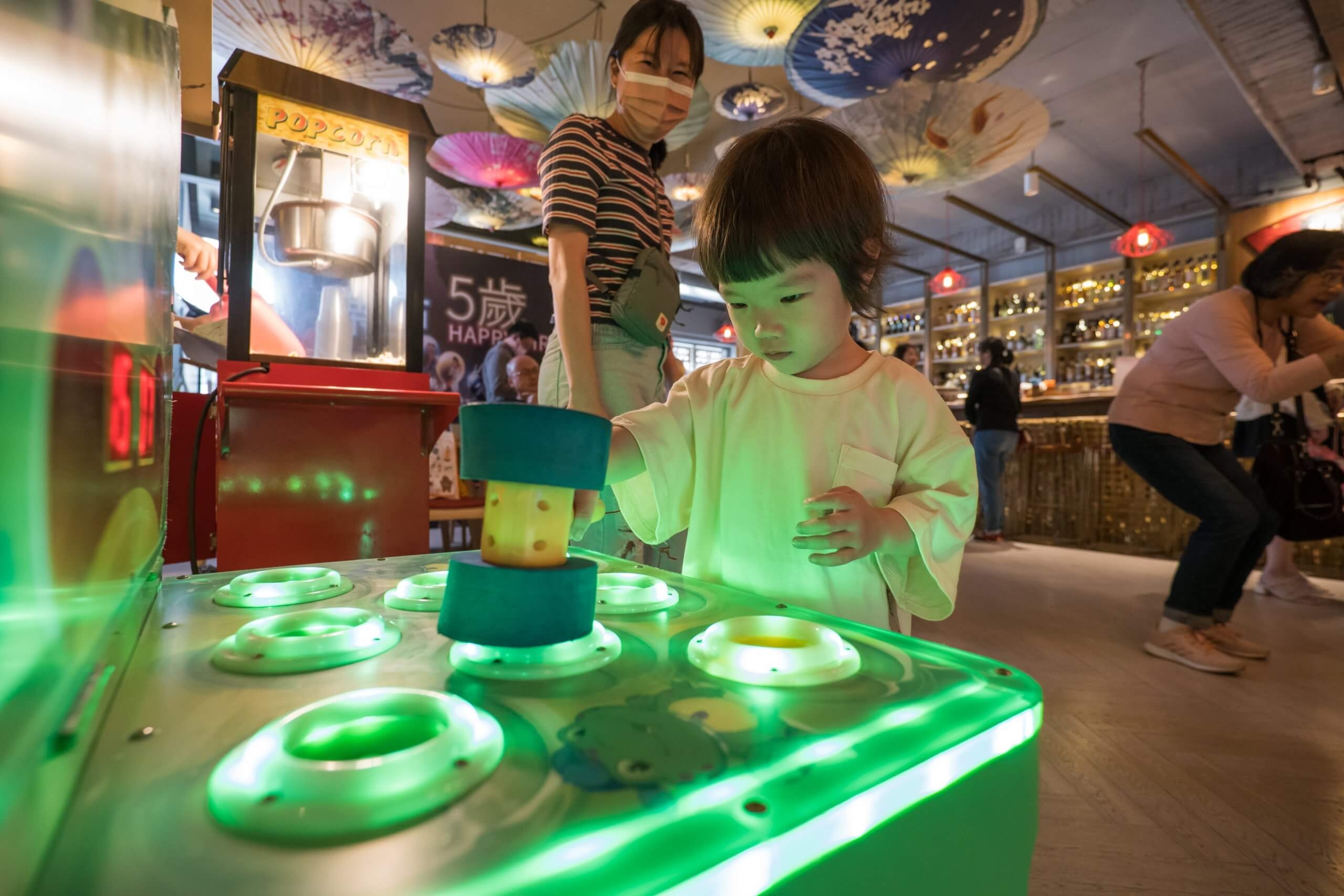 復古夜市遊戲機台